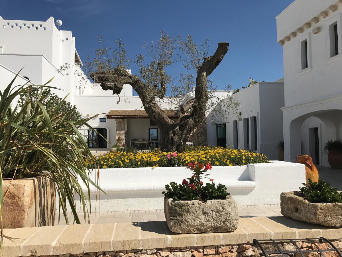 Masseria Le Mandorle Ugento Εξωτερικό φωτογραφία